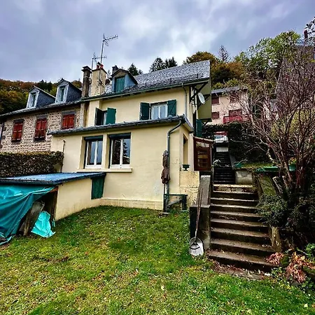 Holiday home Maison Le Barbier 10pers Dore Le Mont-Dore